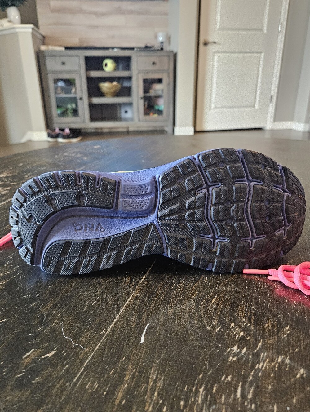Brooks Trace 2 Women's Running Shoe - Picture 6 of 7